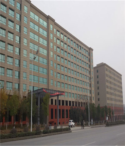 賽賽爾斯孵化園，